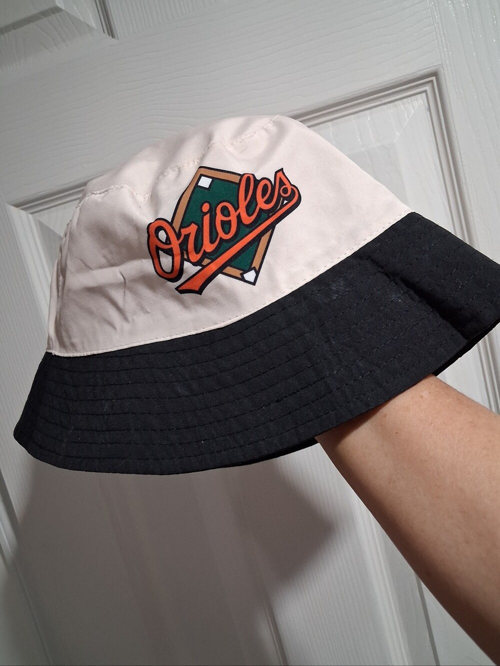 Baltimore Orioles Unisex Two-Tone Floppy Bucket Hat - White & Black
